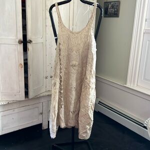 READ FIRST: For scraps or reconstruction: Magnolia Pearl Coronado Slip Dress